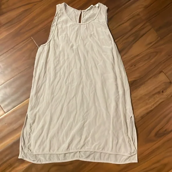 Athleta washable silk tunic, medium, VGUC - Picture 2 of 6